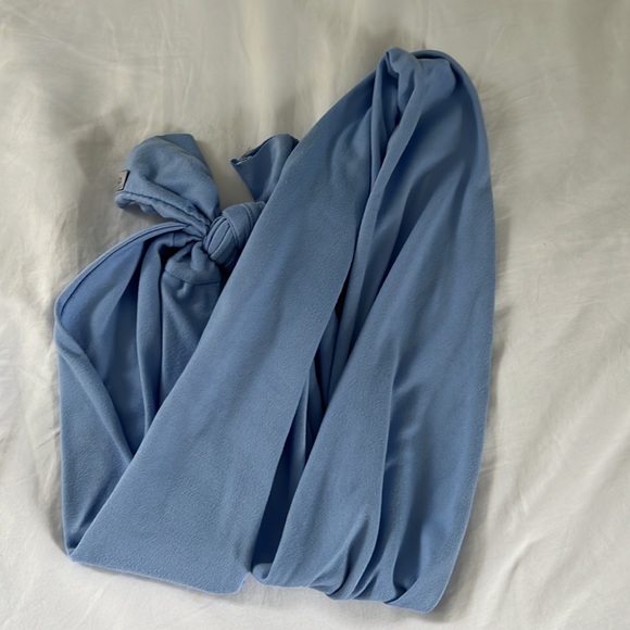 Halter Top - Picture 3 of 4